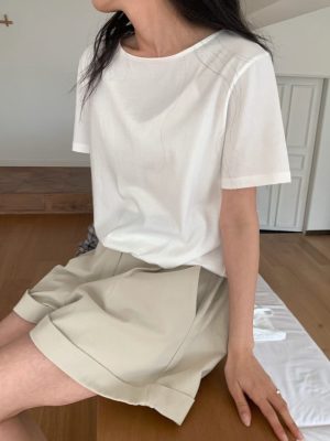 百搭寬領鬆緊下擺短版T